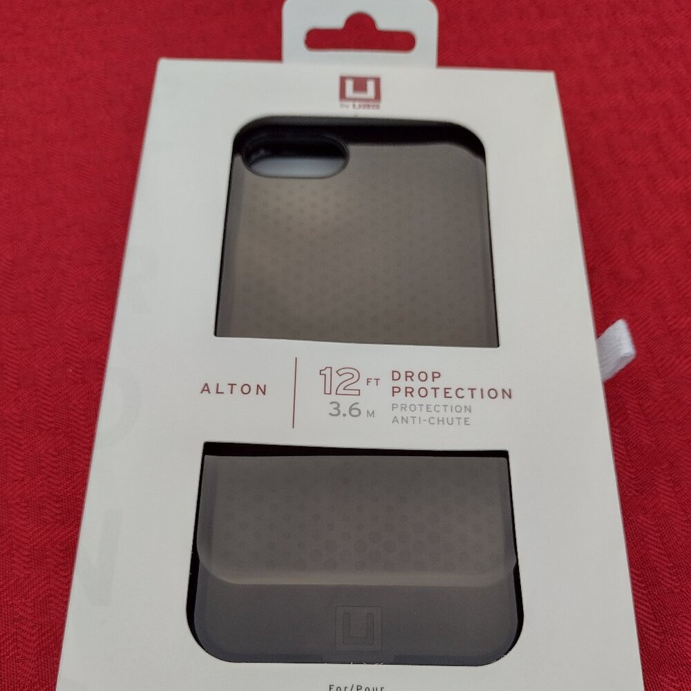 NEW in the box (see description) UAG Alton Case